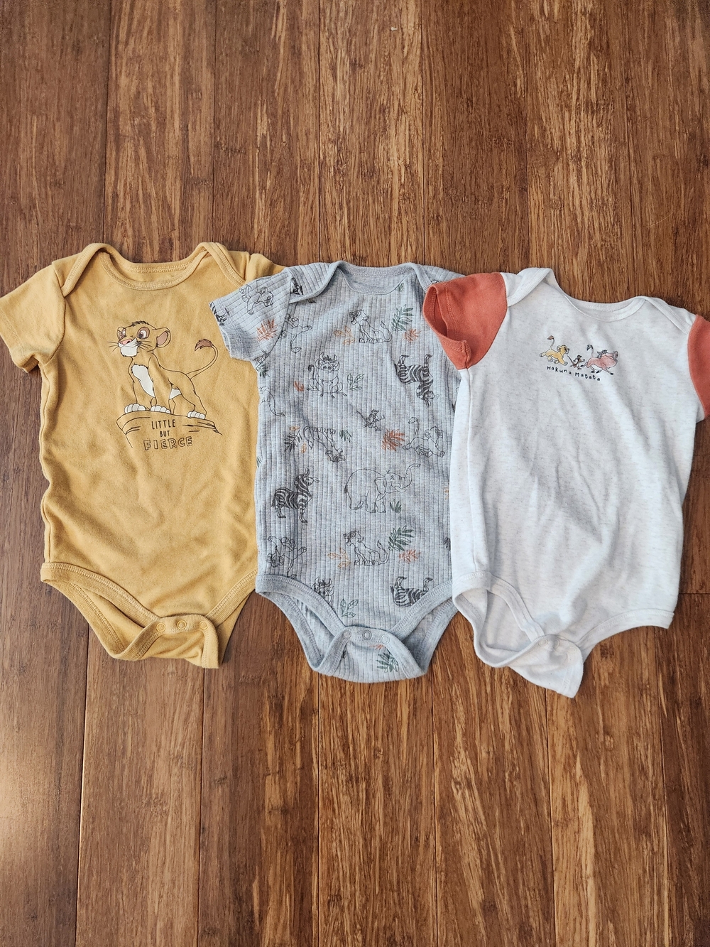 Disney Baby Lion King Kids One-Piece Short Sleeve Bodysuit Set, 24 Months